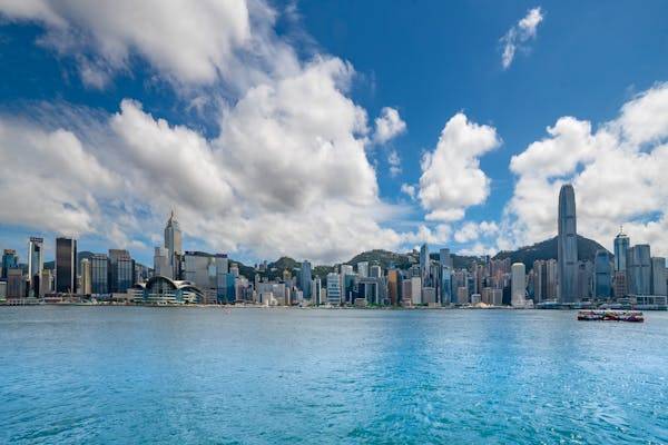 大陆人在香港注册公司的利弊，香港注册公司对大陆人的优劣分析
