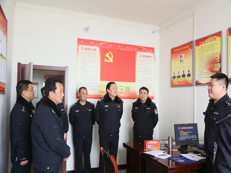 重磅消息最新特警招聘全面启动！热血青春，等你来挑战！，热血招募！特警精英新篇章全面开启