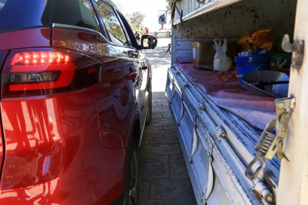 路最新车，最新路况与热门车型：一站式了解您的出行需求