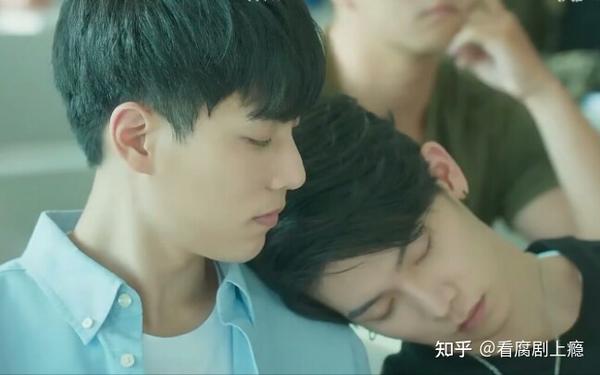 10月热播腐剧盘点：腐剧的纯爱天花板《为爱所困》即将翻拍！我哭了！