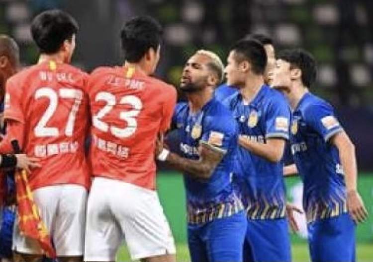 原创陶强龙：中超转会大鱼浮现，上港有望成为其新归宿，值得期待