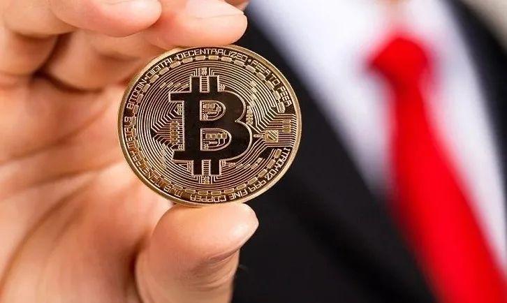 比特币挖矿热潮下的配电设备市场，机遇与挑战并存，比特币挖矿推动下的配电设备市场，双重机遇与挑战并存