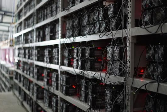 电厂挖比特币违法吗，电厂挖比特币的法律风险与挑战解析：合规与可持续发展的视角