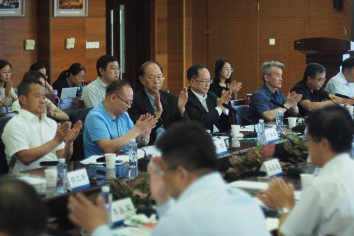 民法 魏振瀛 第八版.pdf