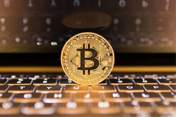 以太币和比特币通俗，比特币与以太币：加密货币基础知识的通俗解析